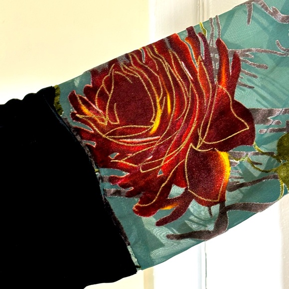 Kimono Jacket With  Black Velvet Trim Sheer Fabric With Velvet Design. 1 Size - Picture 8 of 13